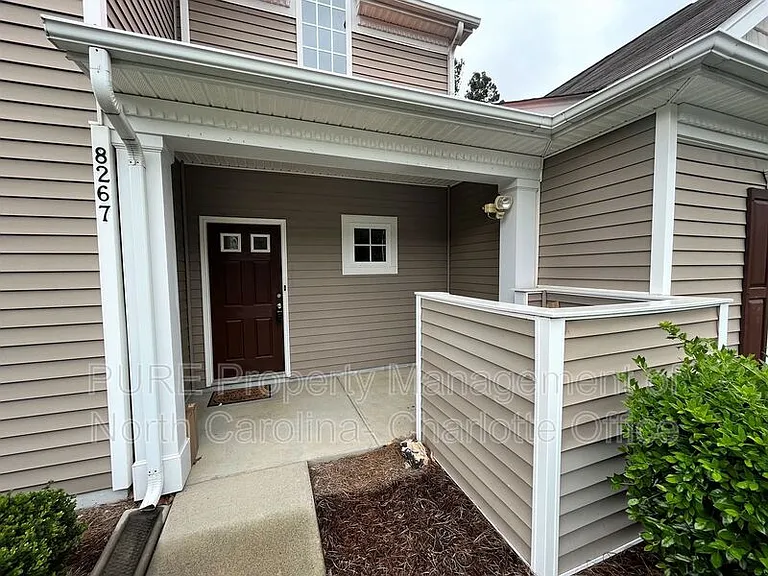 8267 Carob Tree Ln — Photo 5