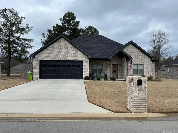 105 Hayden Dr, Beebe, AR 72012