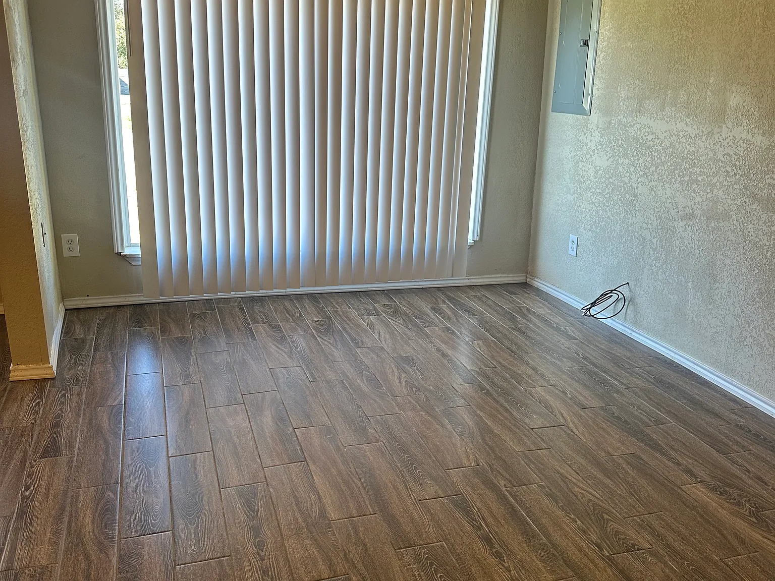 2 bed, 1.5 bath, $775 — Photo 3