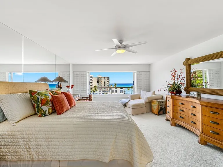 2895 Kalakaua Ave #805 — Photo 23