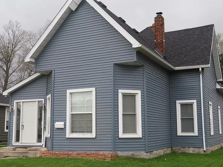 829 S Washington St — Photo 3