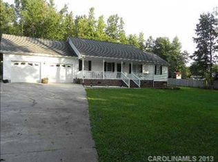 294 Ashebrook Park Rd, Dallas, NC 28034