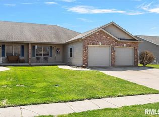 522 Karen Rose Dr, Rochester, IL 62563