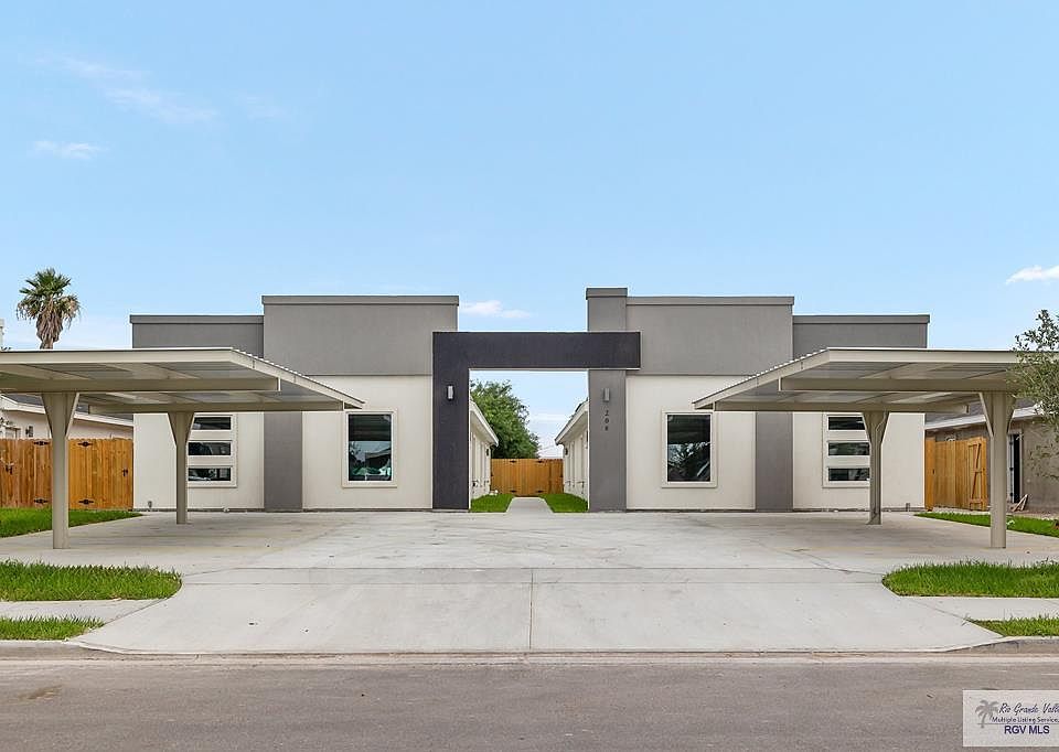 1st image of 208 Lauryn Dr
