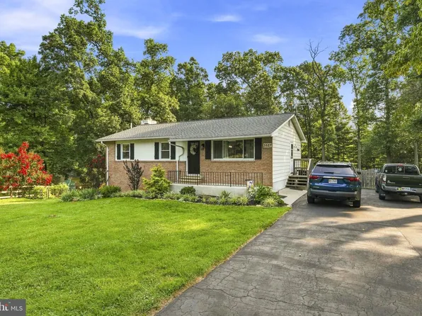 3527 Hooper Rd, New Windsor, MD 21776