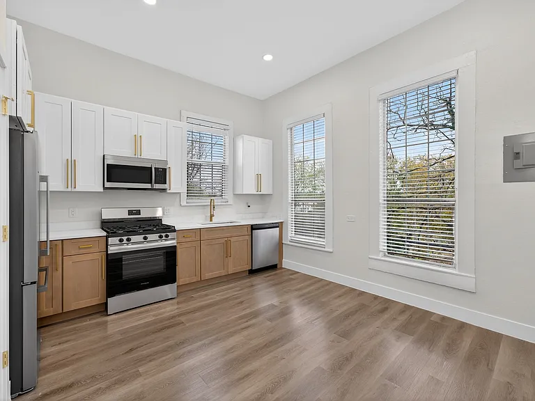 413 Nopal St #102 — Photo 10