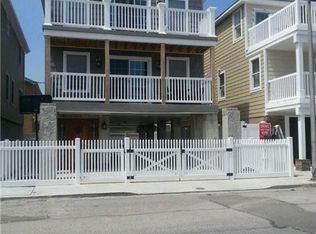 85 Pennsylvania Ave, Long Beach, NY 11561