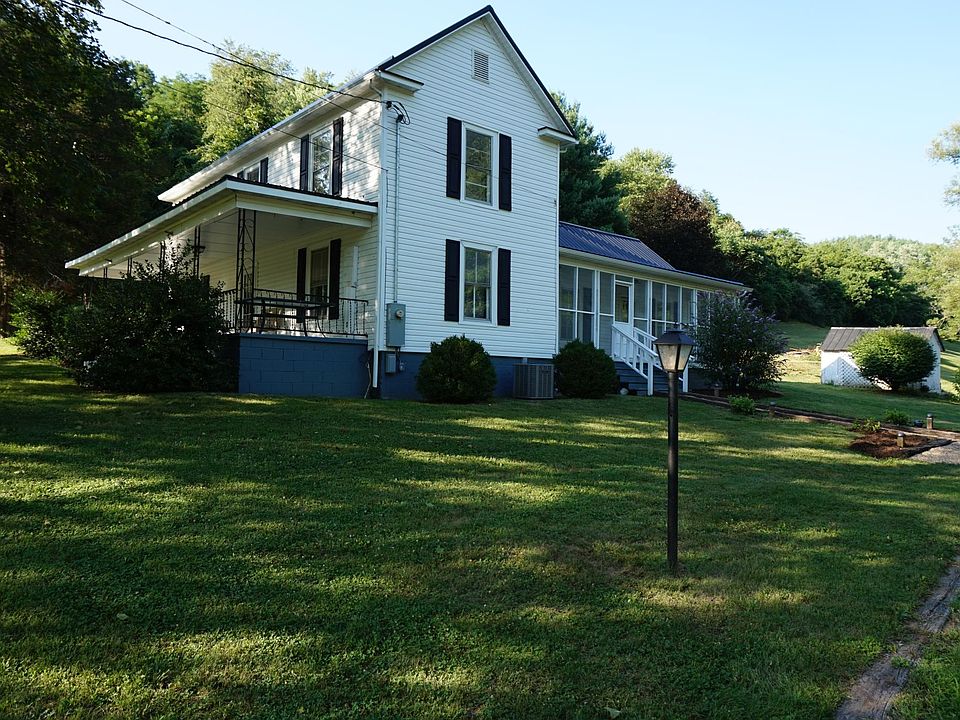 Front of House from Driveway