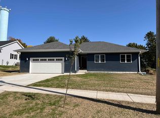 232 N 5th St, Evansville, WI 53536