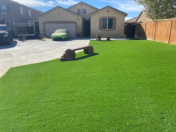 2267 Dwight Ct, Rosamond, CA 93560