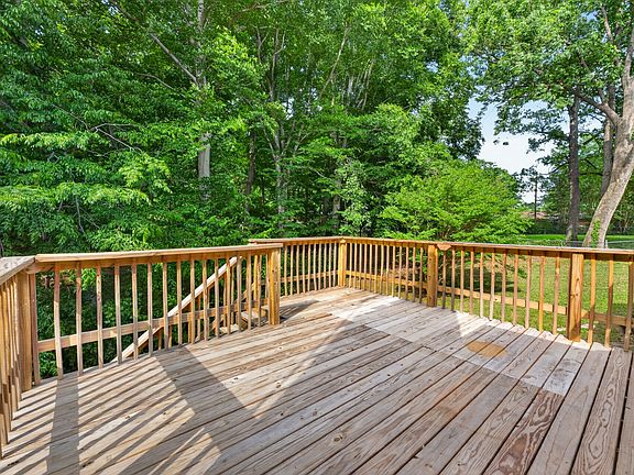 4th image of 117 Morgan Ct