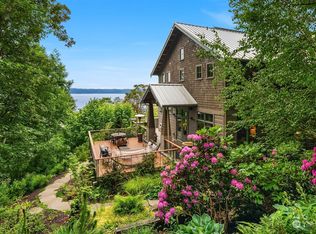 10460 47th Ave SW, Seattle, WA 98146