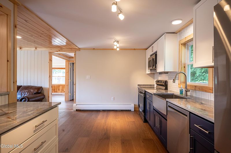 5th image of 871 Trout Lake Road
