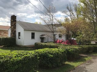 1313 Wilmont St, Clifton Forge, VA 24422