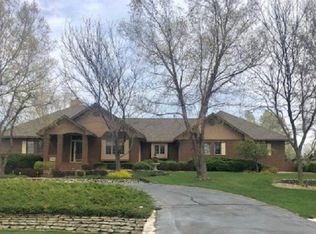 3706 Fox Fire St, Hutchinson, KS 67502