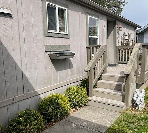 3rd image of 1001 SE 15th St Unit 31