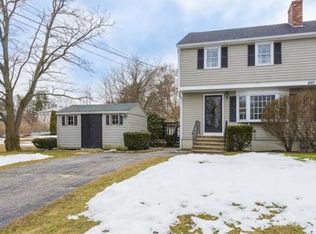 489 Merrimac St #A, Newburyport, MA 01950
