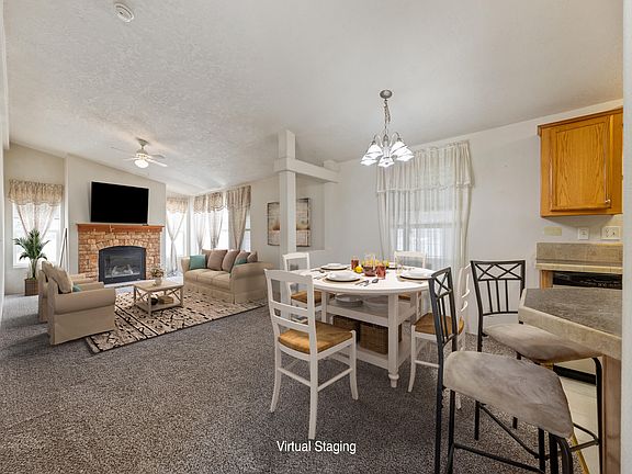 5th image of 22056 Buena Vista Dr