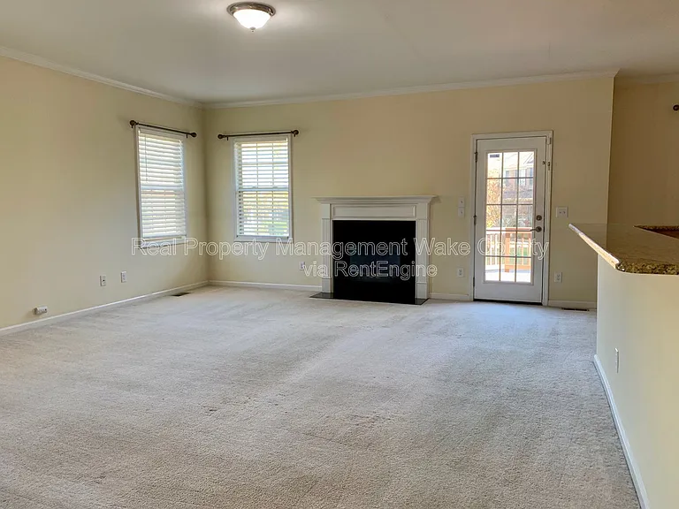 512 Sandy Whispers Pl — Photo 17