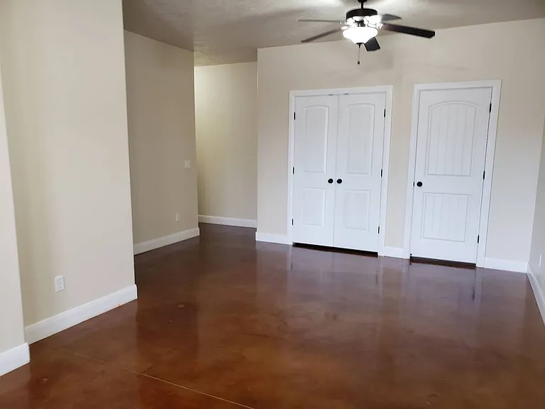 1385 W Clinton Way — Photo 5