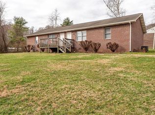 31289 Amherst Cir #2, Glade Spring, VA 24340