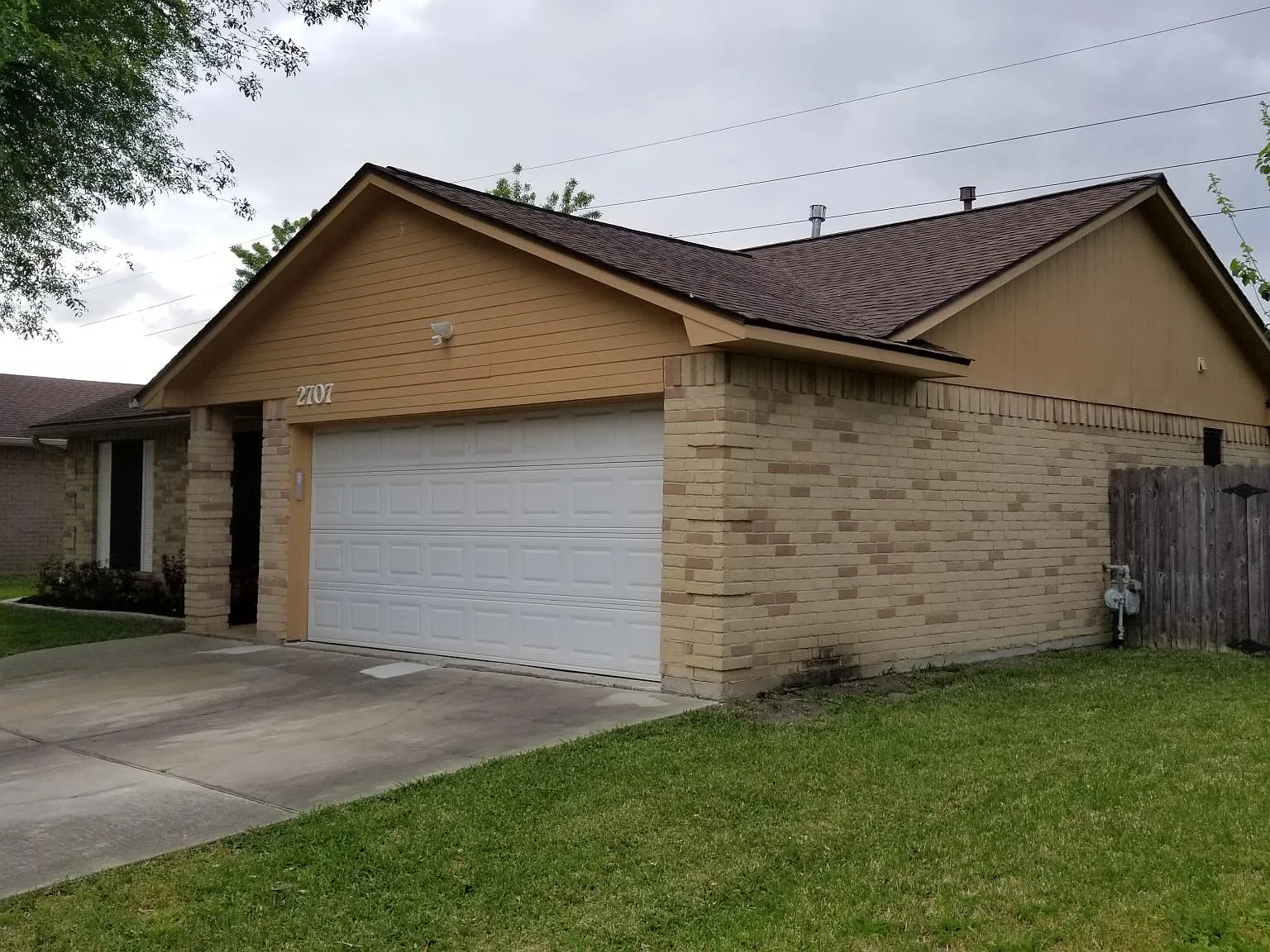 3 bed, 1159 sqft, $1,900 — Photo 3