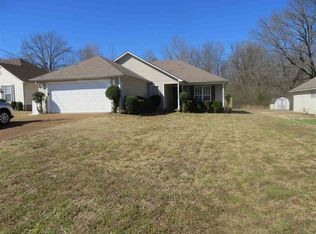 97 Sedgefield Dr, Jackson, TN 38305