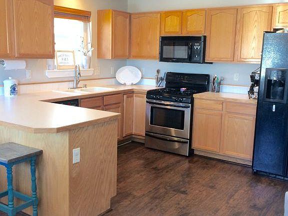 4th image of 1385 N River Rock Dr