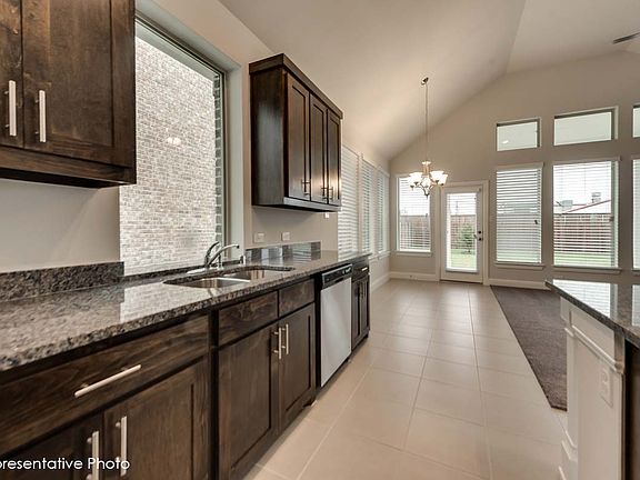 5th image of 920 Marietta Ln #8XRN99
