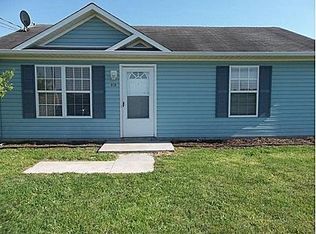 939 Stateline Rd, Oak Grove, KY 42262