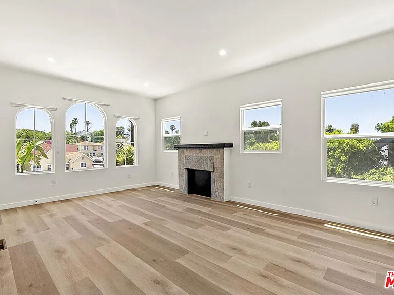 1305 Lucile Ave #1 — Photo 7