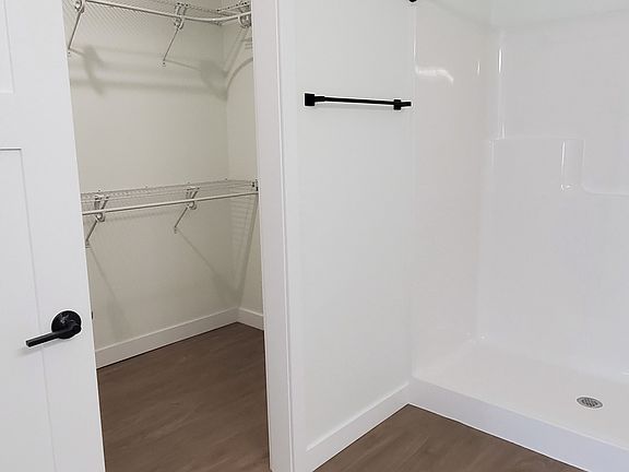 4th image of 1228 Wisteria Ln