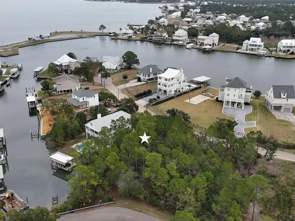 Sunset Dr, Pass Christian, MS 39571