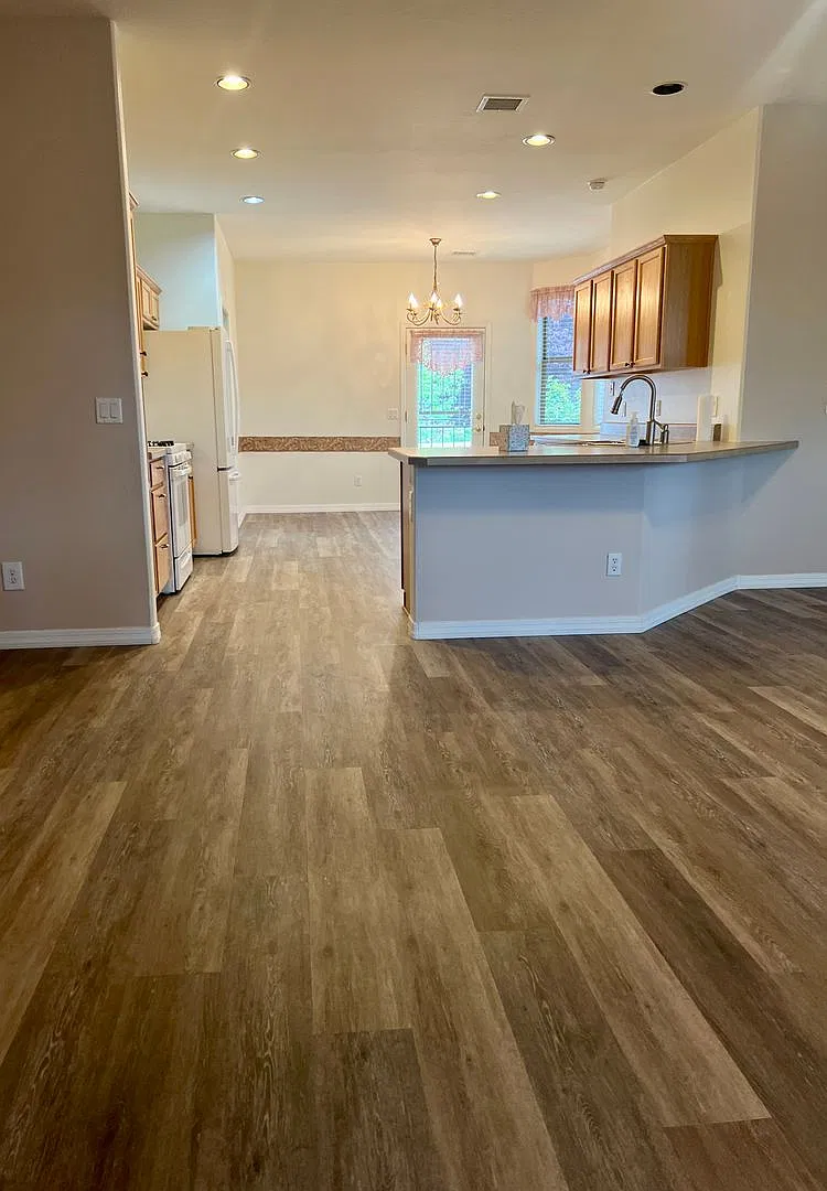 Gorgeous home in Viewpoint! — Photo 4