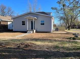 629 W 9th St, Newkirk, OK 74647