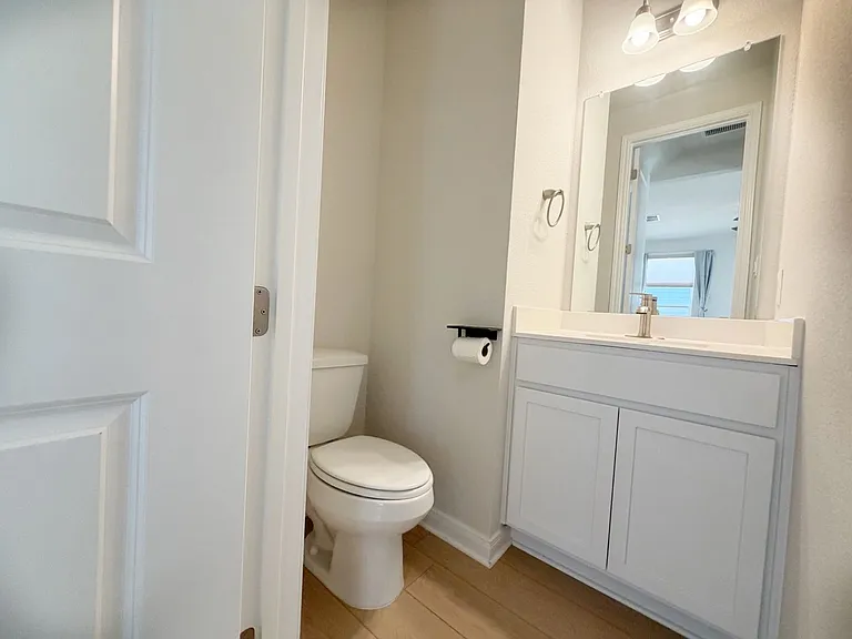 2161 Hofstaat Dr — Photo 15
