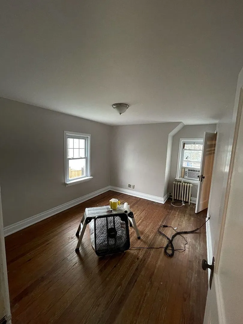 235 Adelia St — Photo 3