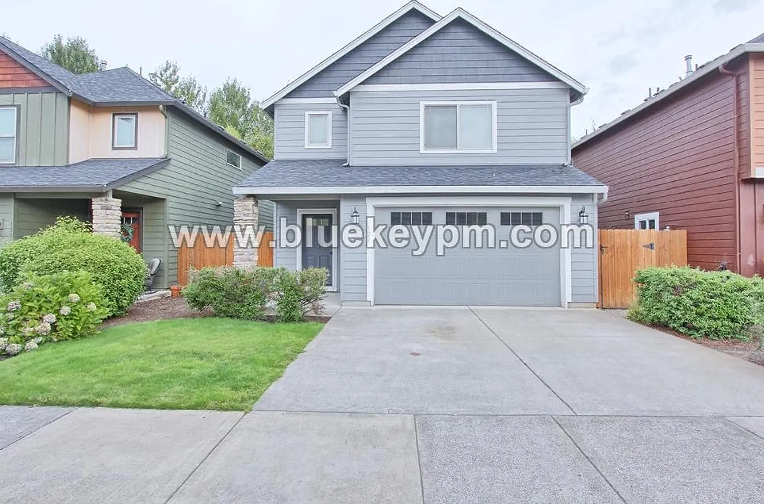 Available Now! 3 Bed, 2.5 Bath Home in Ridgefield — Photo 1