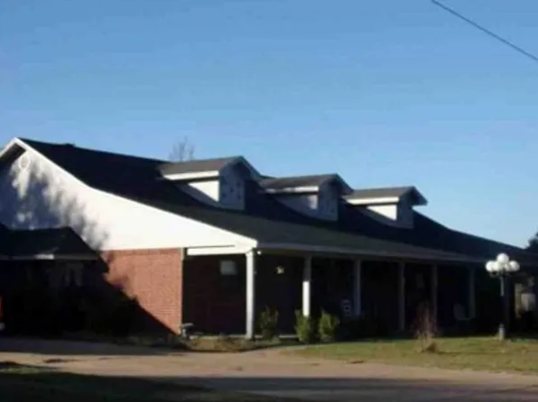 300 Northline Rd, Teague, TX 75860
