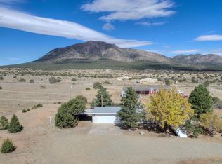 7 Los Coyotes, Edgewood, NM 87015
