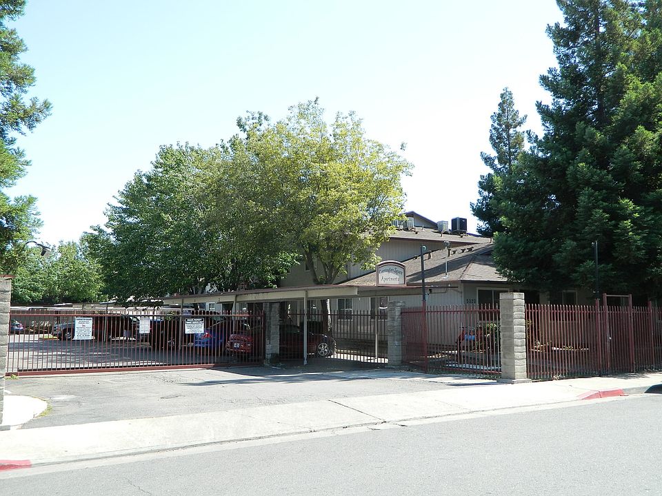 1st image of 5323 Carrington Cir APT 11
