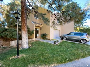 47 Timber Ridge Rd, Los Alamos, NM 87544