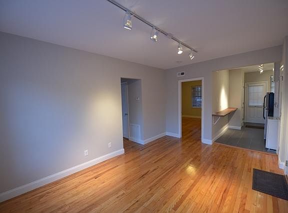 4th image of 2814 S Compton Ave APT 1N