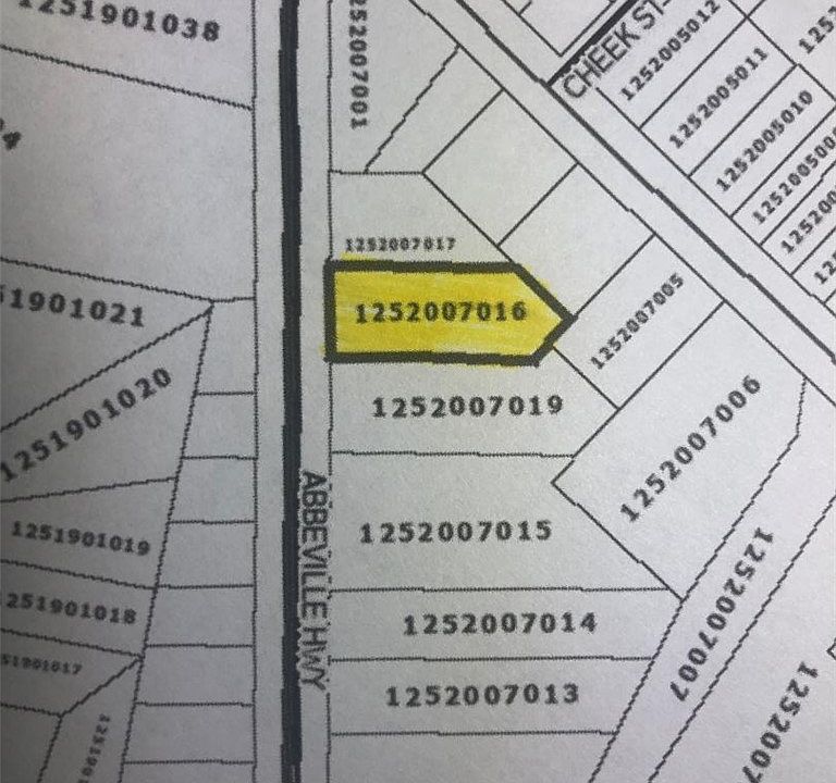 2nd image of 3115 S Highway 28 Byp