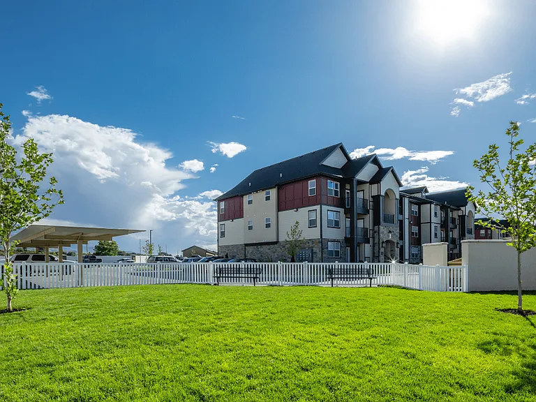 Eversage Apartments — Photo 36