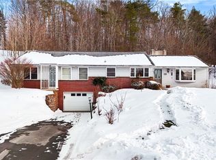 38 Forest Rd, Utica, NY 13501