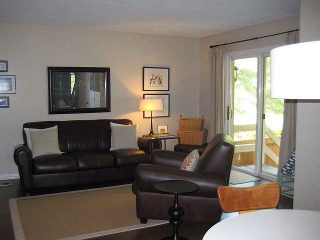 1st image of 100 Gunston Ct