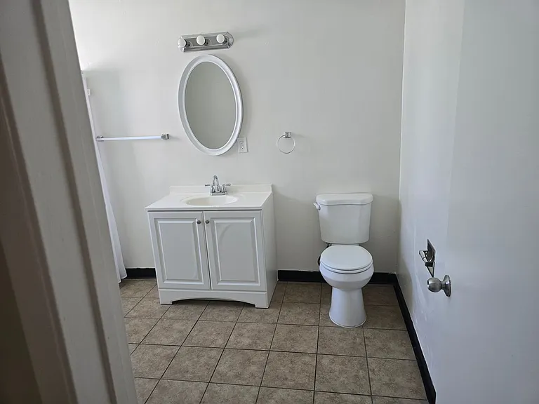 15425 Vanowen St. — Photo 8