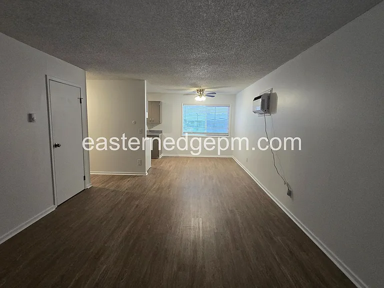 305-339 NW 8th Ave — Photo 28