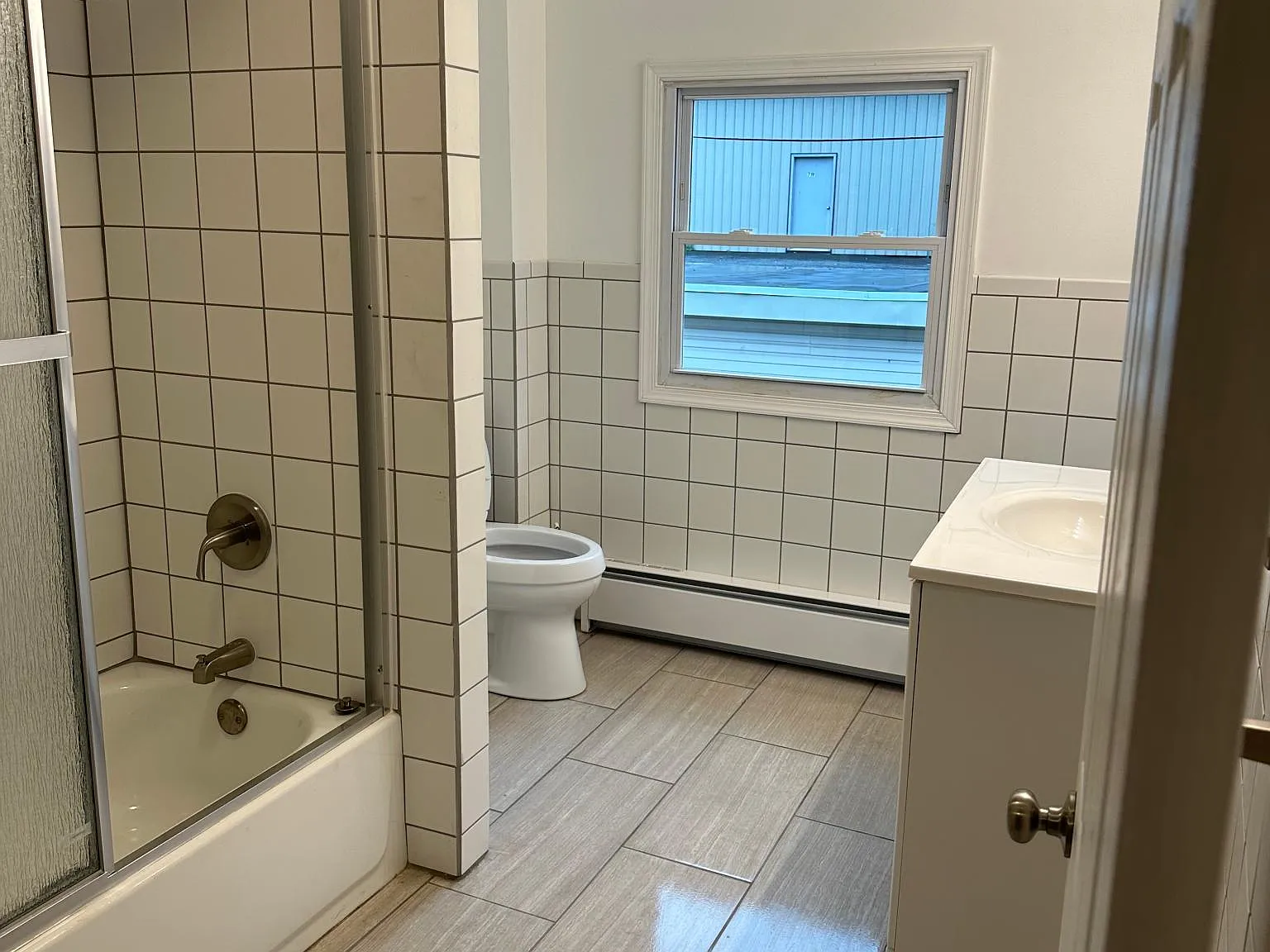 4 bed, 1500 sqft, $1,400 — Photo 3